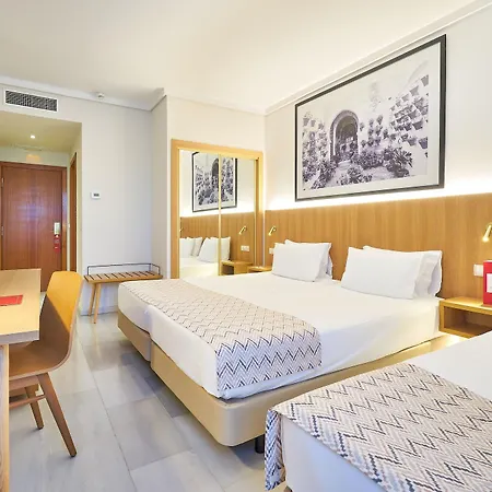 Hotel Exe Ciudad De