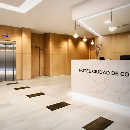 Exe Ciudad De Hotel 4*