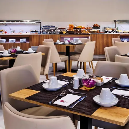 科尔多瓦埃克斯赛达迪酒店 科爾多瓦