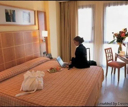 科尔多瓦埃克斯赛达迪酒店 4* 科爾多瓦