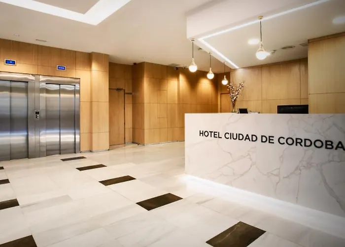 Exe Ciudad De מלון 4*