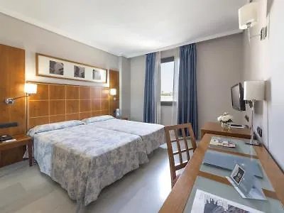 Exe Ciudad De 4* קורדובה