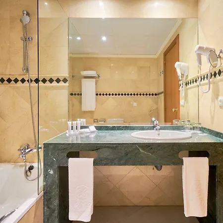 Exe Ciudad De Otel Cordoba